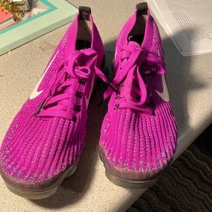 COPY - Womens Size 8 Nike vapor max purple